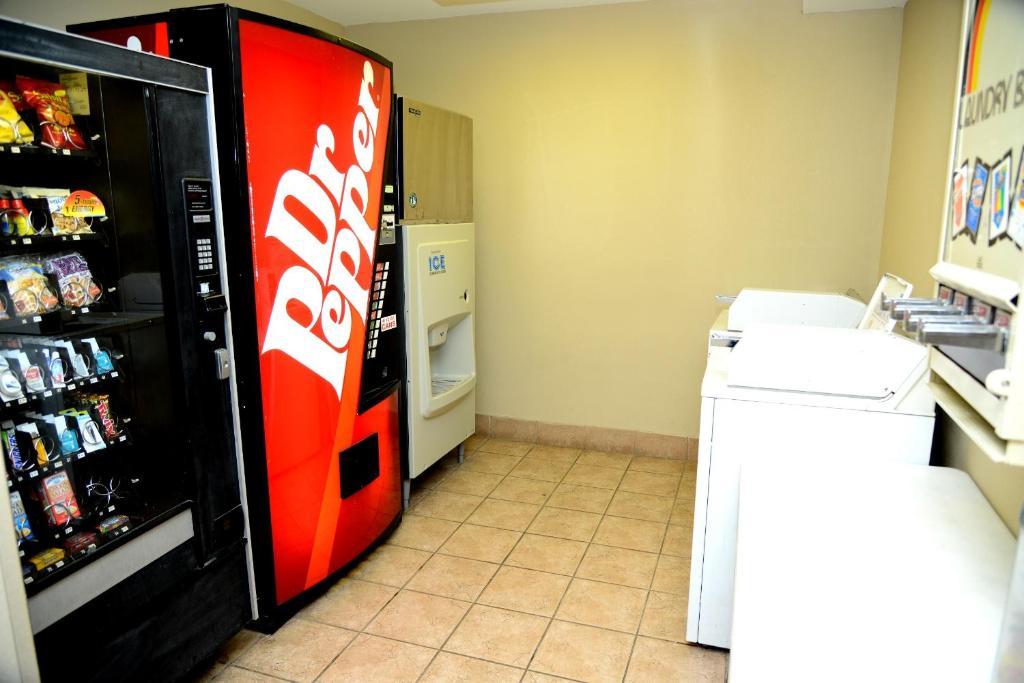 Days Inn Mesquite Rodeo Εξωτερικό φωτογραφία